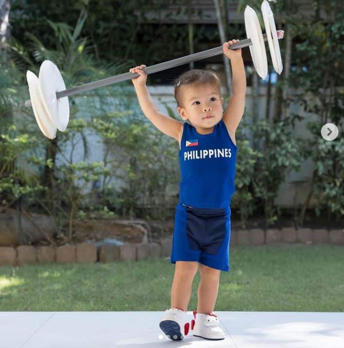 Hidilyn inspired - halloween costumes 2021 - streamtech fiber internet