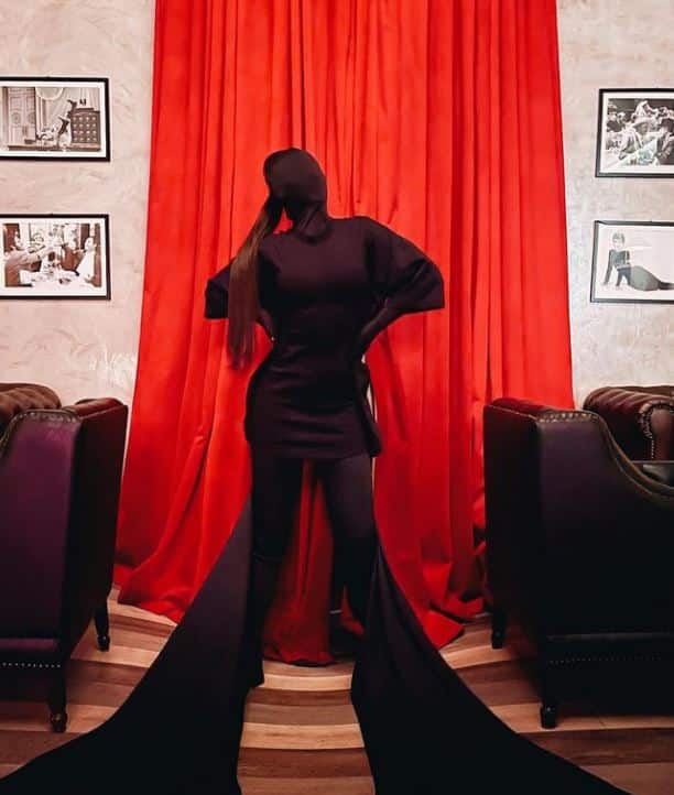 Kim Kardashian inspired - halloween costumes 2021 - streamtech fiber internet